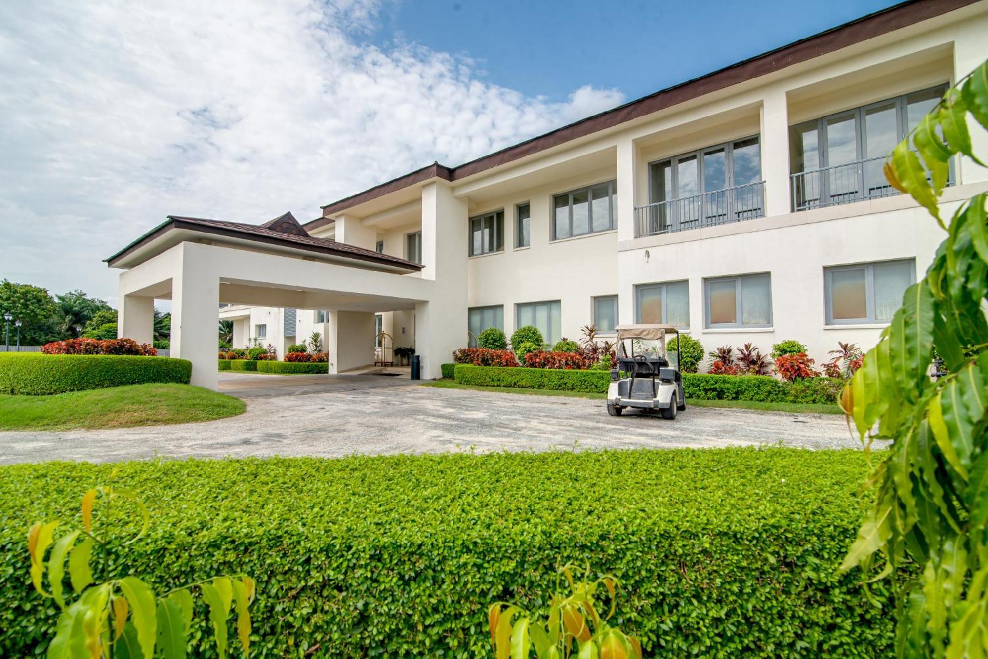 Lakowe Lakes Hotel, Golf And Country Estate By Newmark ลากอส ภายนอก รูปภาพ